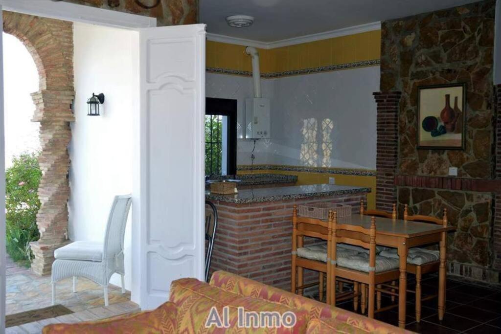 Las Palmeras - Ein Stueck Vom Paradies - Behagliches Haus Mit Pool Algodonales Exteriér fotografie